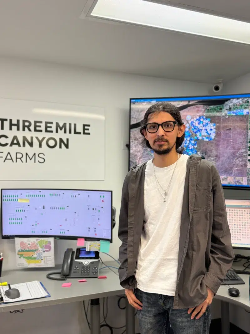 Threemile Intern Alejandro